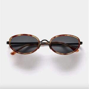 Vehla Reign Oval Sunglasses